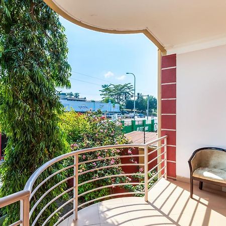 Entebbe Traveller'S Hotel Екстериор снимка